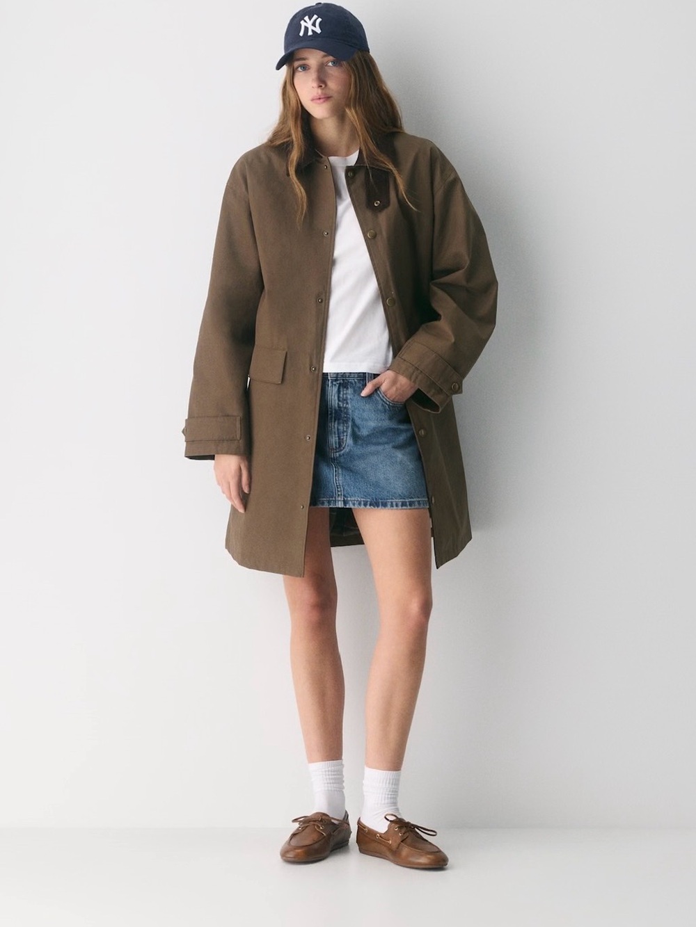 WORN ONCE - Aritzia TNA Soundwave Trench - Colour Brown - Size XS
